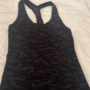 Lululemon black camo detail tank